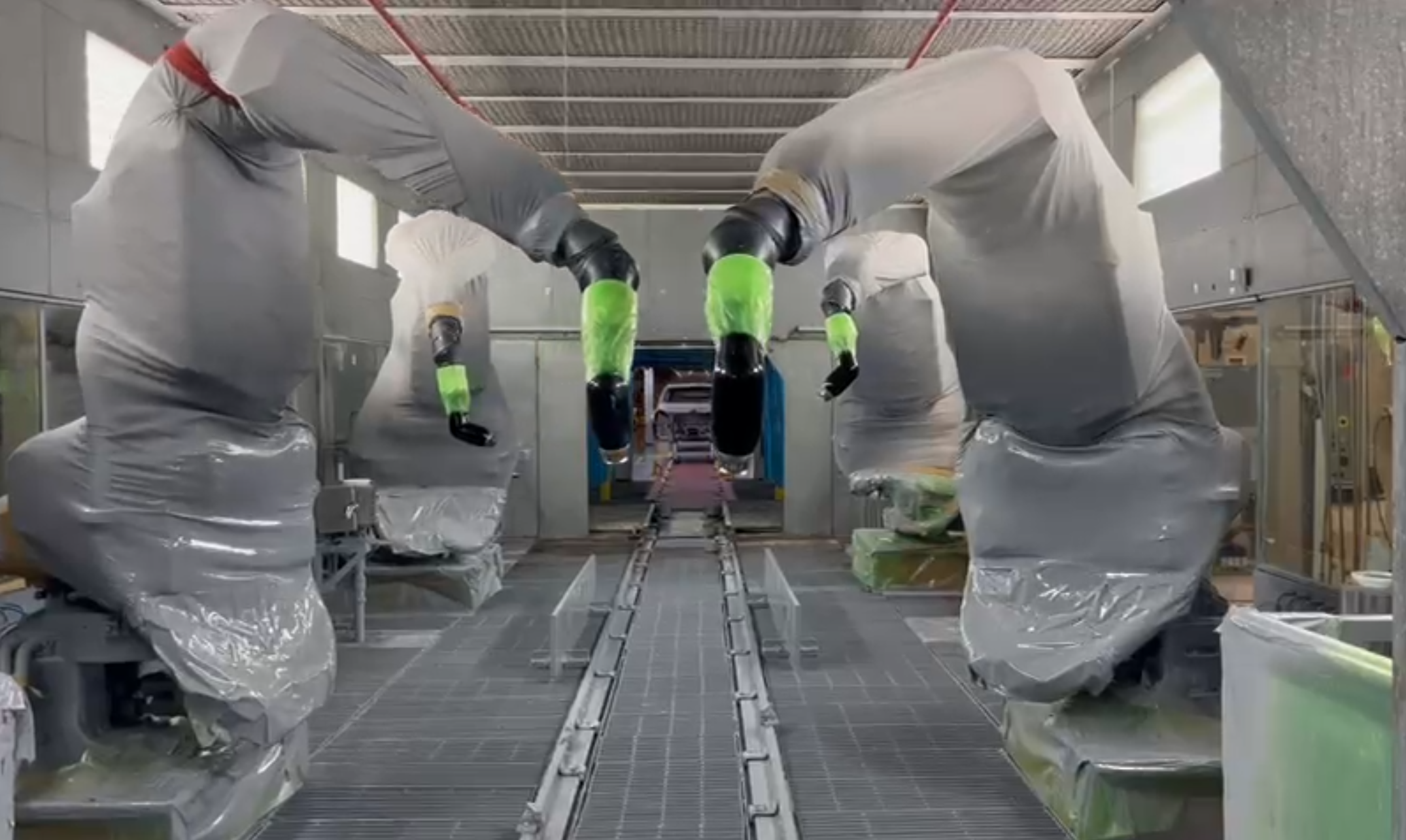 Cabine peinture robotisée industrielle